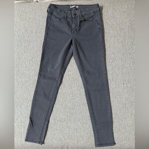 Juniors SO Gray Low Rise Jeggings Size 5